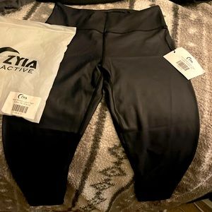 Zyia black metallic NEW never worn pants